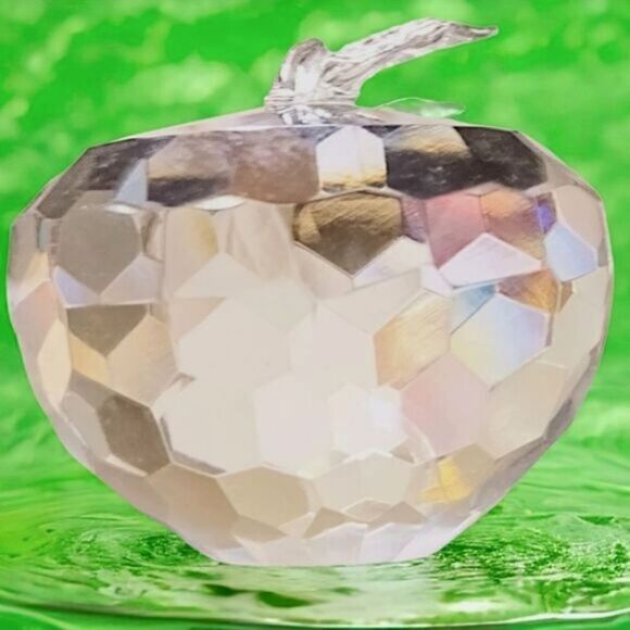 Paperweight  CRYSTAL/GLASS APPLE Faceted with  Stem/Leaf Handmade 1.5" - Picture 8 of 9
